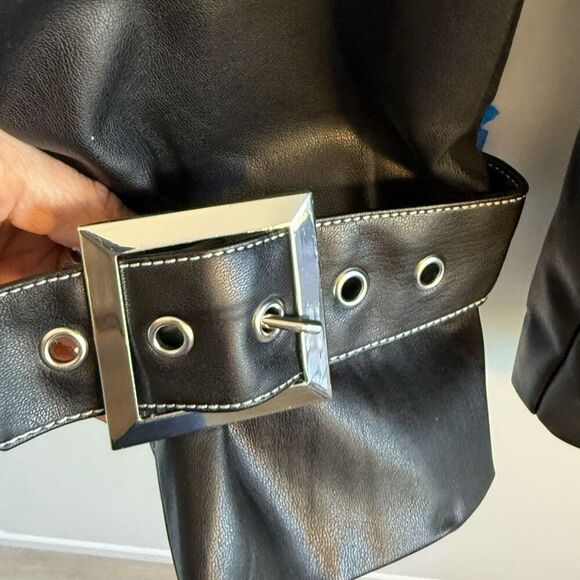 NWT WeWoreWhat Vegan Leather Western Jacket. In black with white stitching.  Siz - Picture 7 of 15